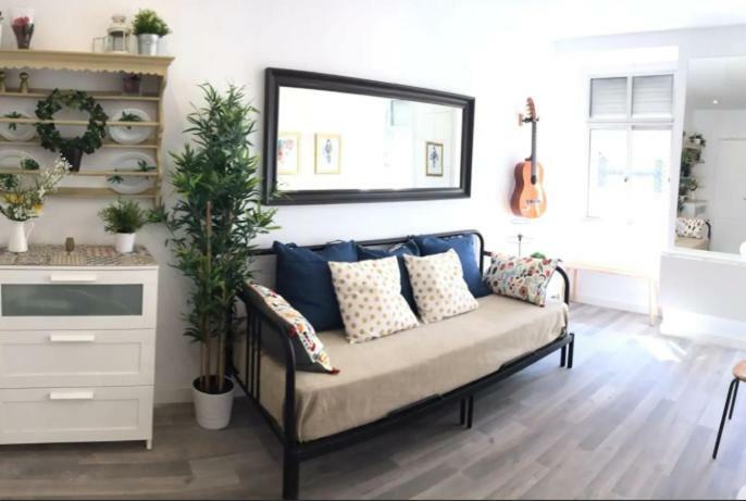 Apartamento Cozy And Beautiful Flat In Great Location! Lisboa Exterior foto