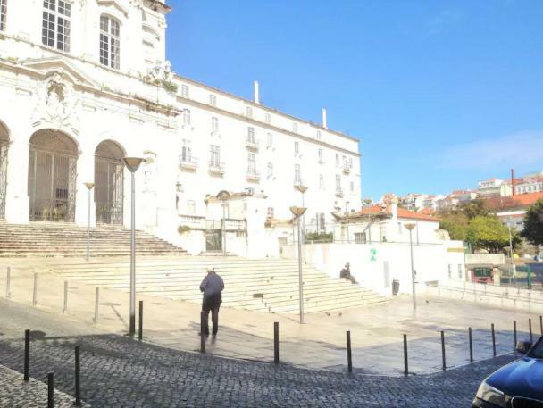 Apartamento Cozy And Beautiful Flat In Great Location! Lisboa Exterior foto